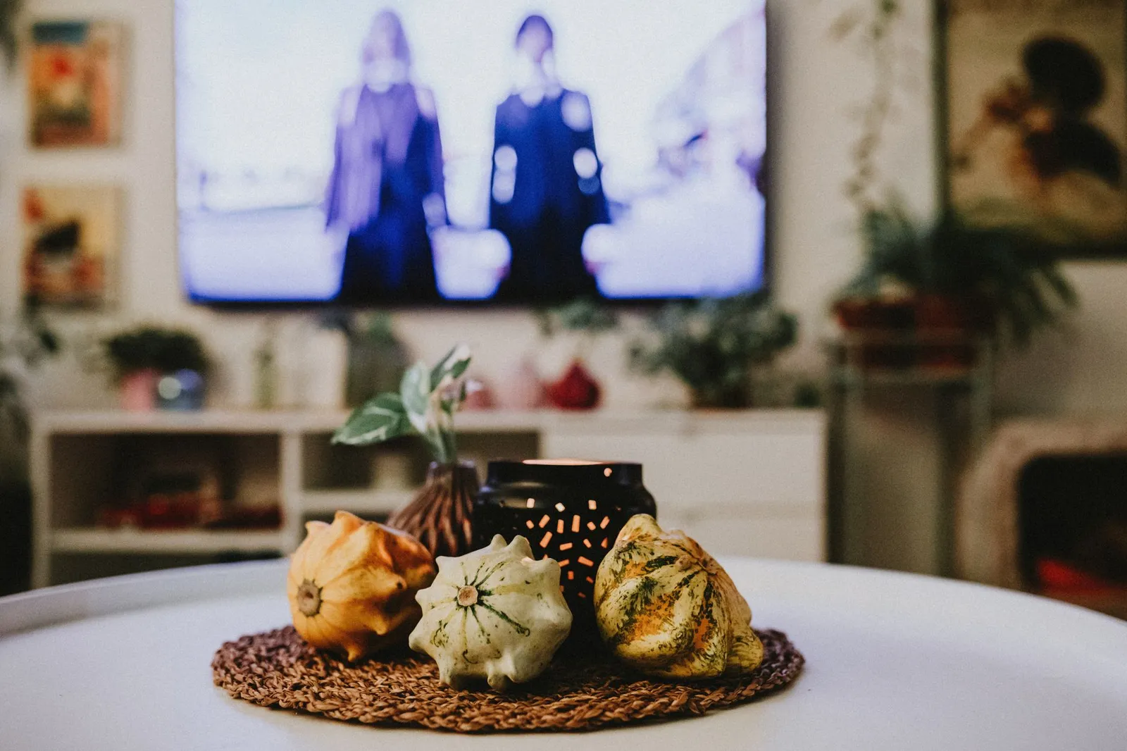 Fall Home Makeover: Warm Autumn Design Ideas for Every Room