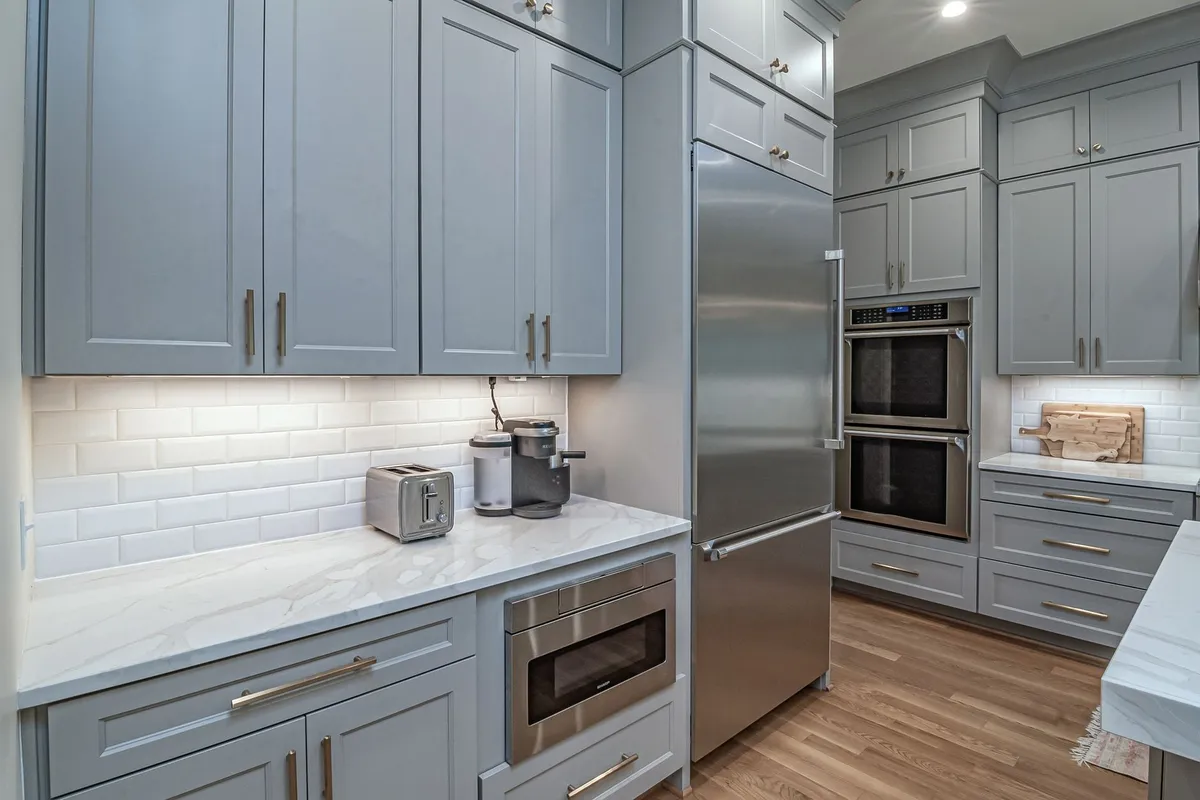 Well-designed kitchen showing mid-range renovation with updated cabinets and countertops